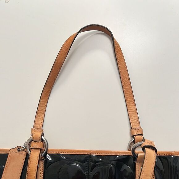 Coach Peyton Embossed Patent Black Purse Handbag With Tan K1261-F22322 - Picture 11 of 12
